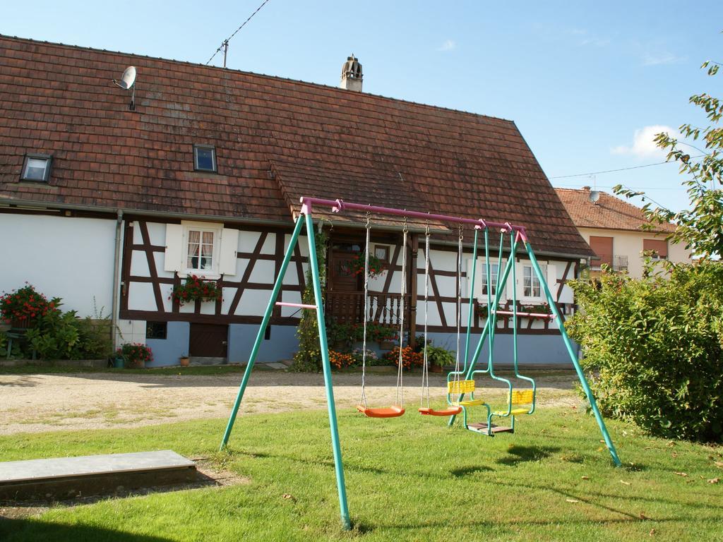 Cosy Holiday Home In Schleithal With Garden Экстерьер фото